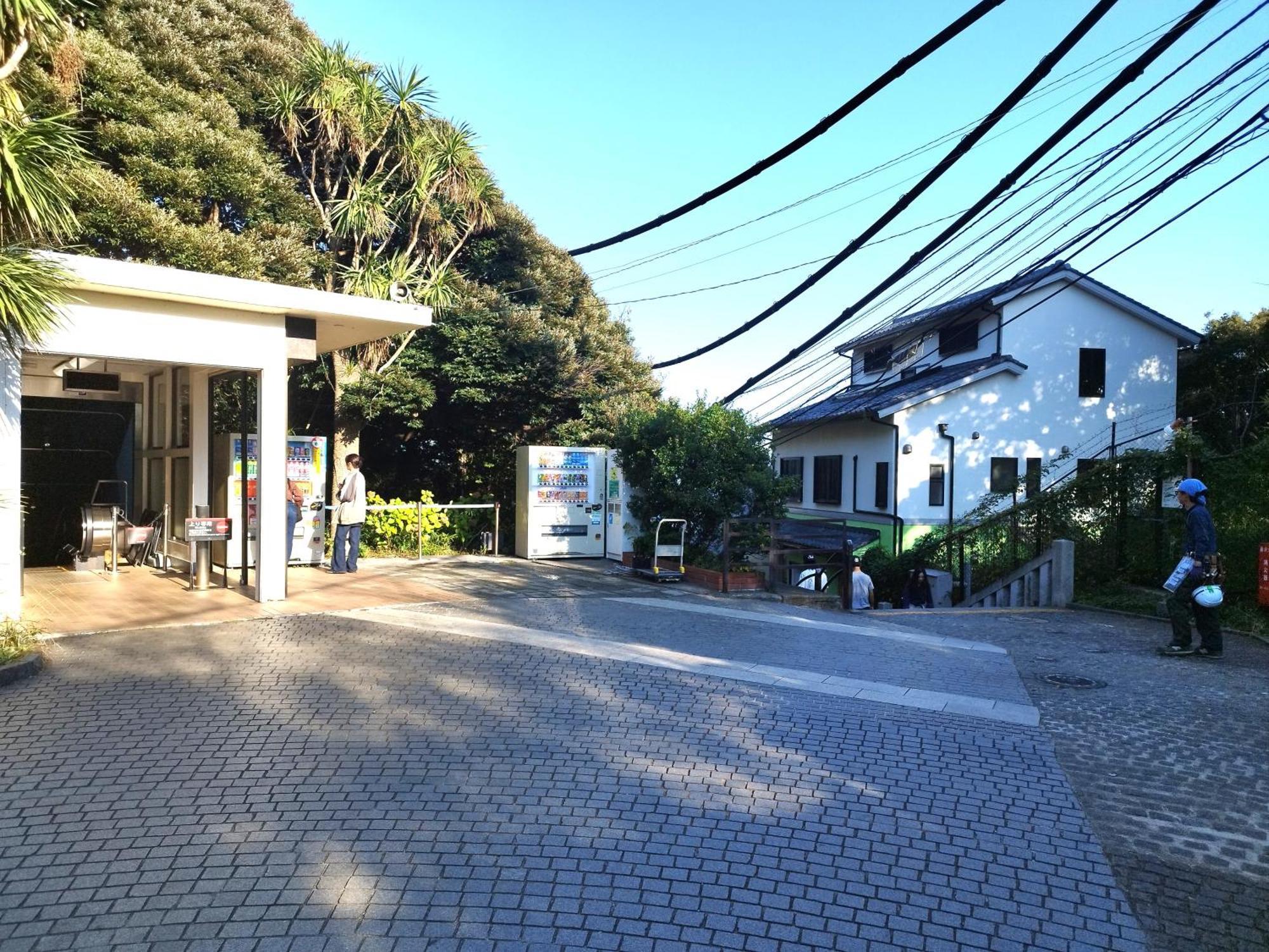 江の島の頂上から海を眺める一棟ヴィラ 一組限定貸切 The Enoshima Villa Ao Fujisawa Exterior foto